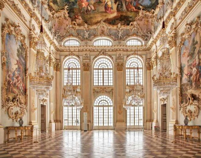 Private Day Trip From Munich to Herrenchiemsee, and Back - Driver and Vehicle Options