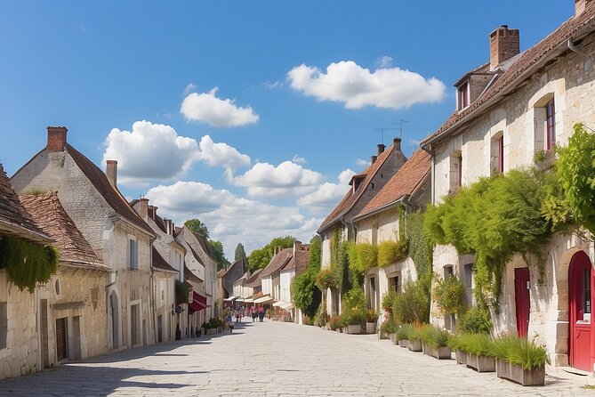 Private Day Trip From Paris to Provins and Back, Local Driver - Directions