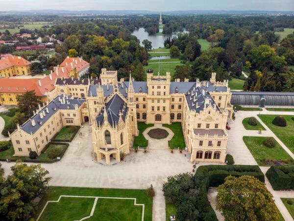 Private Day Trip From Vienna to Lednice, Valtice and Mikulov - Pickup in Vienna