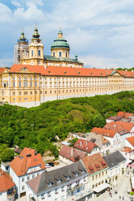 Private Day Trip From Vienna to Mauthausen & Melk, and Back - Driver and Customer Experience
