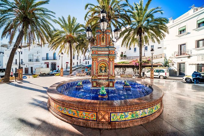 *Private Day Trip* Gibraltar and Vejer From Cádiz - Spotting Wild Primates