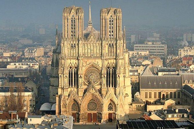 Private Day-Trip in Champagne From Paris : Winery, Tastings and Reims Cathedral - Champagne Tastings and Winery Visits