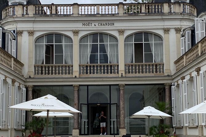 Private Day-Trip in Champagne From Paris : Winery, Tastings and Reims Cathedral - Exploring Reims Cathedral