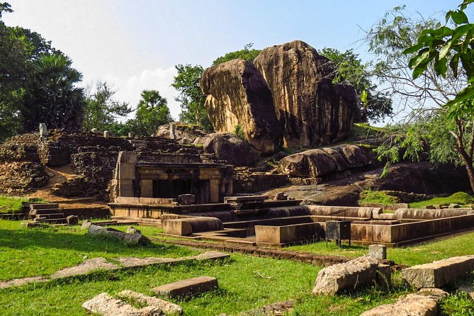 Private Day Trip To Anuradhapura Ancient City - Private Transportation Inclusions