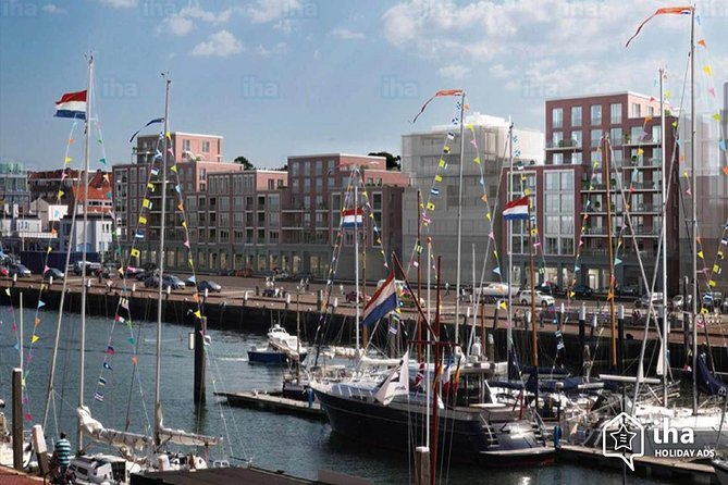 Private Day Trip to Delft and the Hague - Tour Overview