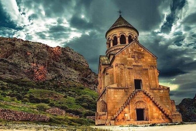 Private Day Trip to Khor Virap, Areni & Noravank - Booking Information