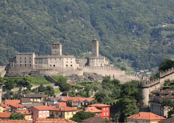 Private Day Trip to Lake Como & Lugano From Lucerne by Car - The Sum Up