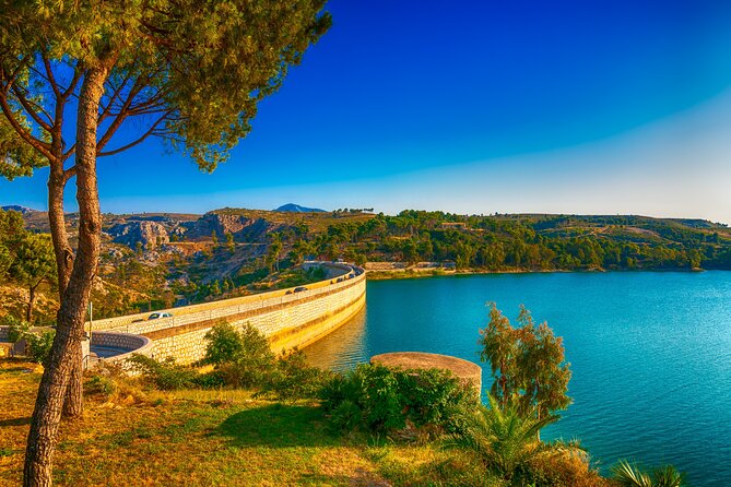 Private Day Trip to Marathon-Thermopylae - Exploring Marathon Ruins and Museum