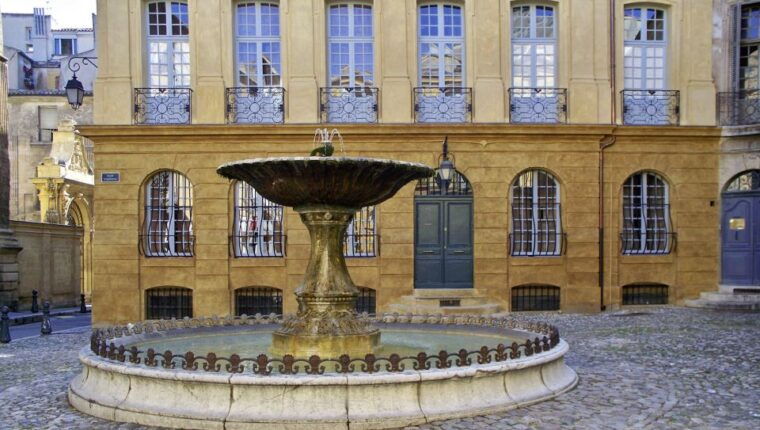 Private Day Trip to Provence and Lavender Fields - Scenic Drives and Vineyard Views