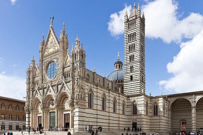 Private Day Trip to Siena and San Gimignano From Rome - Comprehensive Tour Itinerary