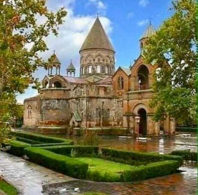 Private Day Trip to UNESCO Heritage: Etchmiadzin & Zvartnots - Good To Know