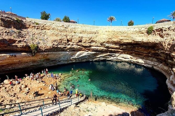 Private Day Trip to Wadi Shab and Bimmah Sinkhole - Host Response and Customer Service