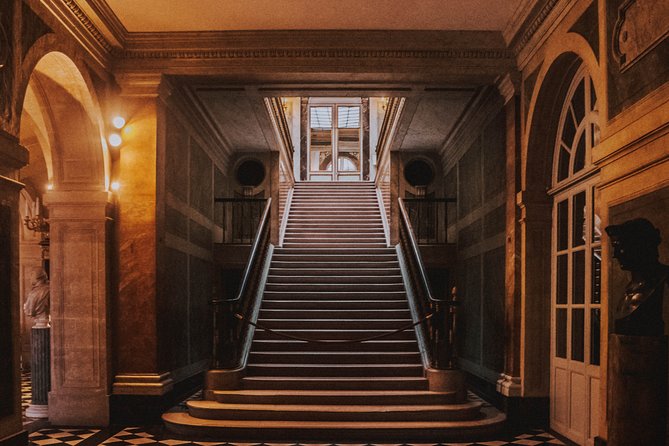 Private Day Trip Tour to Versailles With a Local - The Sum Up