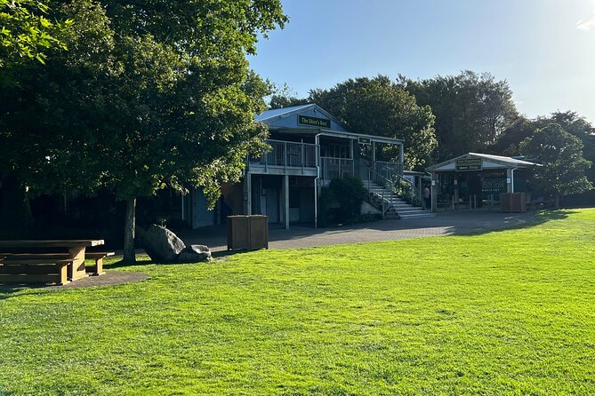 Private Day Trip Transport To Hobbiton - Reviews
