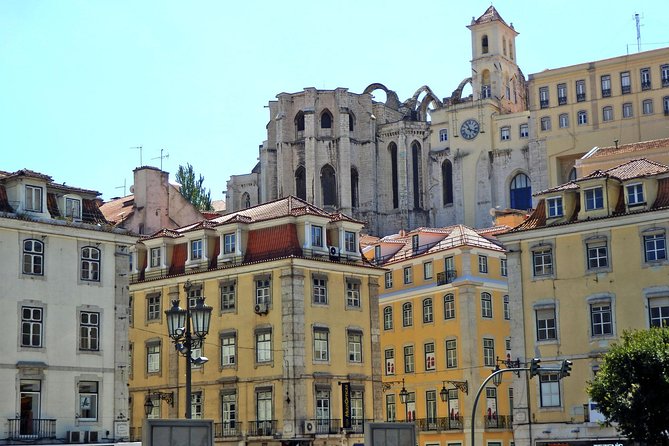 Private Day Trip Visiting Lisbon From West to East - Pickup Details