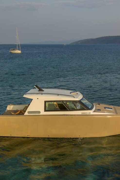 PRIVATE DAY WITH OUR LUX SPEEDBOAT, 5 STAR ***** ENJOYMENT - Itinerary Flexibility