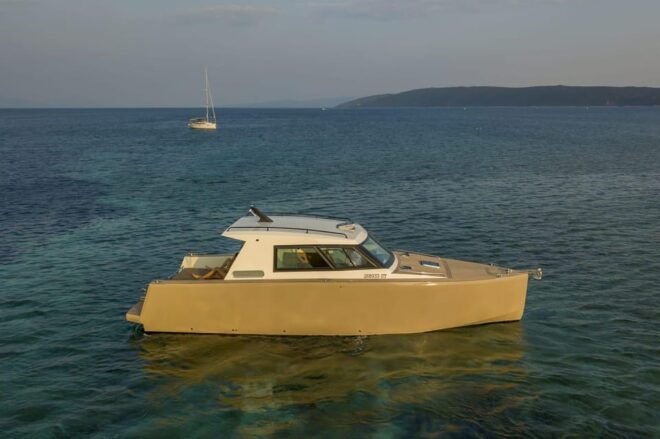 PRIVATE DAY WITH OUR LUX SPEEDBOAT, 5 STAR ***** ENJOYMENT - What to Bring