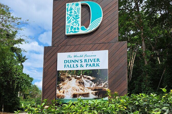 Private Daytrip to Dunn's River Falls, Secret Falls & Blue Hole - A Detailed Look at the Tour Experience