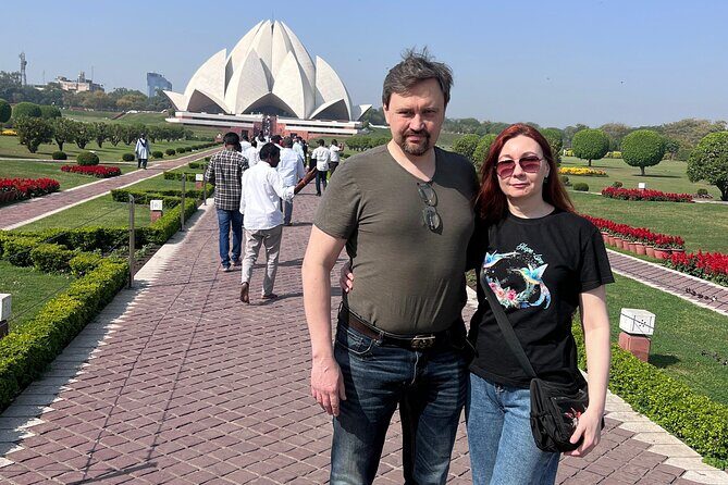 Private Delhi City Tour With Guide, Ac Transport & Entry Fee - The Itinerary: What You’ll See and Experience