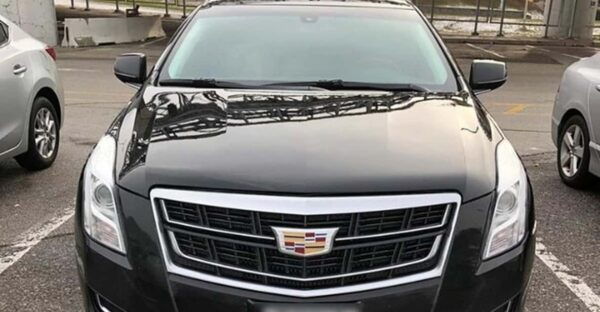 Private Departure Niagara Falls to Toronto Airport YYZ - Airport Transfer