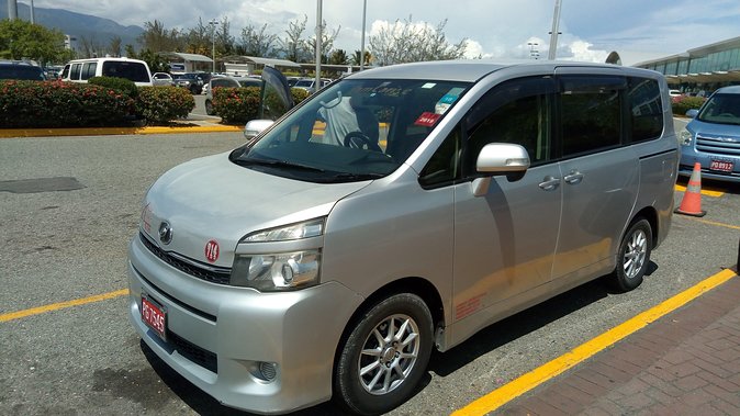 Private Departure Transfer: Hotel to Kingston International Airport (KIN) - Pricing and Booking Information