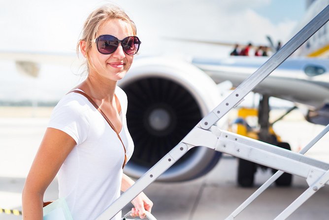 Private Departure Transfer: La Paz Hotels to El Alto International Airport - Service Details