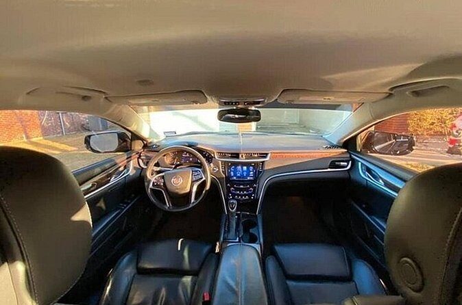 Private Departure Transfer Niagara Falls to Toronto Airport YYZ - Who Should Consider This Experience?  