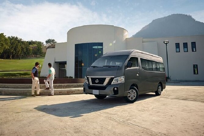 Private Departure Transfer | San Salvador Hotels to International Airport - What To Expect