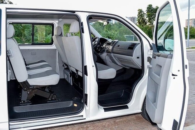 Private Departure Transfer to Cancun International Airport  - Playa Del Carmen - Meeting and Pickup Details