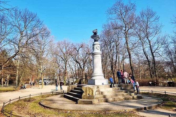 Private Digital Audio Book Scavenger Hunt Berlin Volkspark Friedrichshain - How to Prepare for the Scavenger Hunt