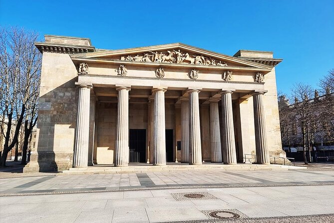 Private Digital Audiobook Scavenger Hunt Museum Island Berlin - Experience Highlights