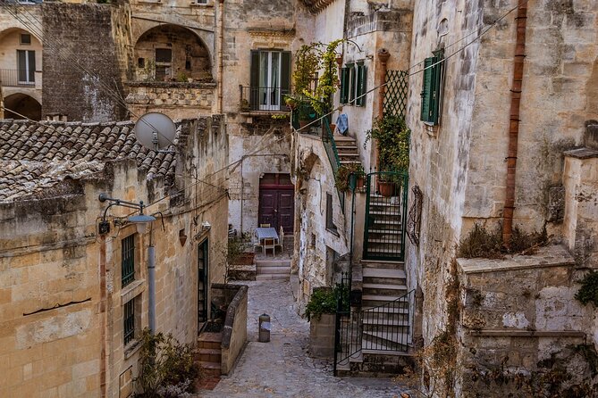 Private Direct Transfer From Naples to Matera With a Local Driver - Accessibility Information