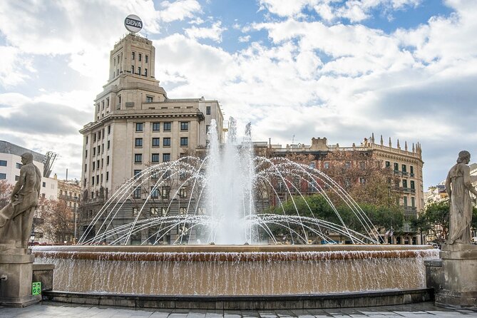 Private Direct Transfer From San Sebastian to Barcelona - Vehicle Amenities