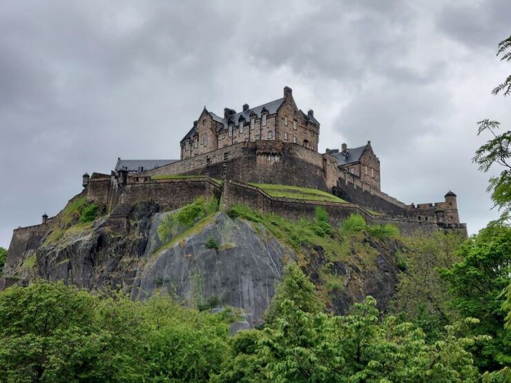 Private Discovery Tour: Edinburgh's Strange & Secret History - Experience Highlights