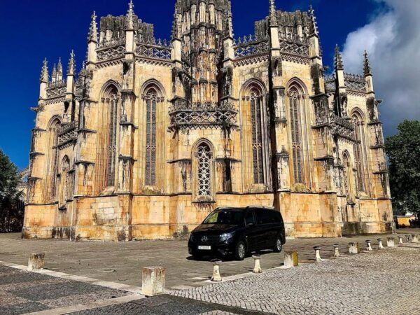 Private Door to Door Transfers From/To (Seville - Lisbon) - Customization and Flexibility