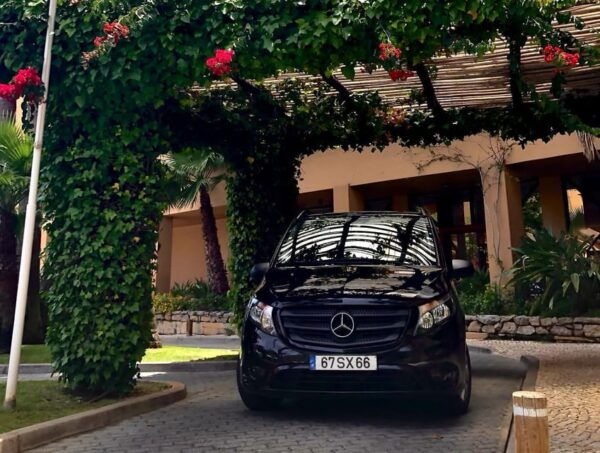 Private Door to Door Transfers From/To (Seville - Lisbon) - Frequently Asked Questions