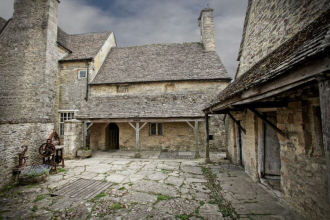 Private Downton Abbey Filming Locations Tour by Black Taxi - Rural Oxfordshire
