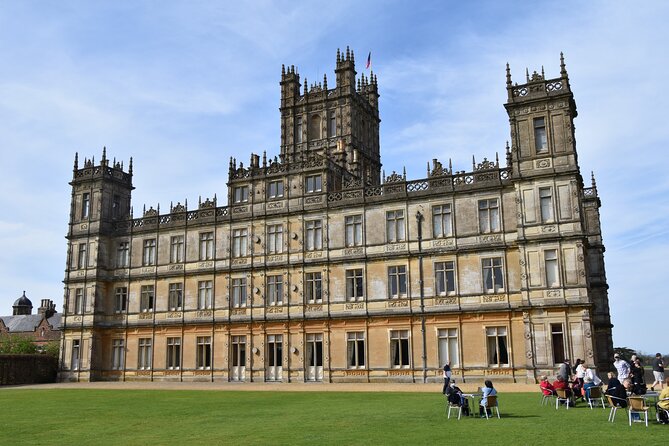 Private Downton Abbey Tour to Highclere Castle With Lunch - Good To Know