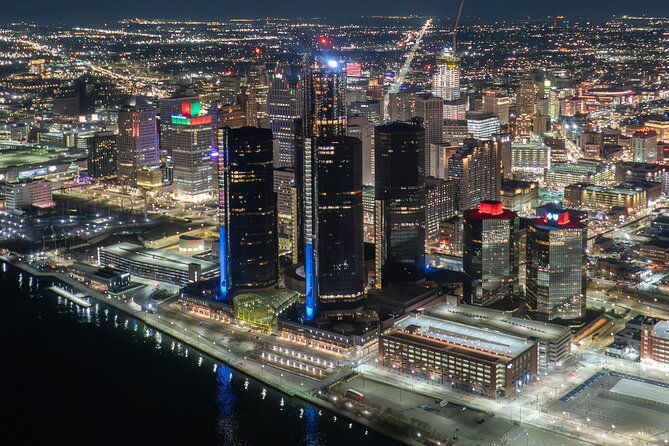 Private Downtown Detroit Helicopter Ride - Who Is This Tour Best Suited For?