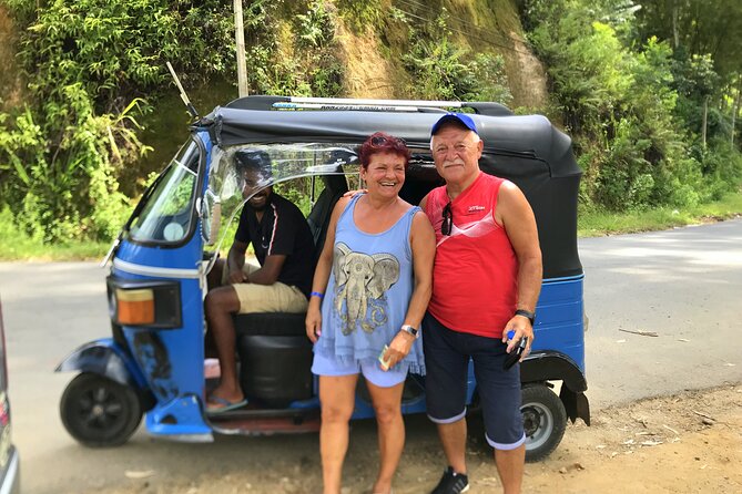 Private Driver & Car Multi-Day Round Tour in Sri Lanka - Booking and Cancellation Policy