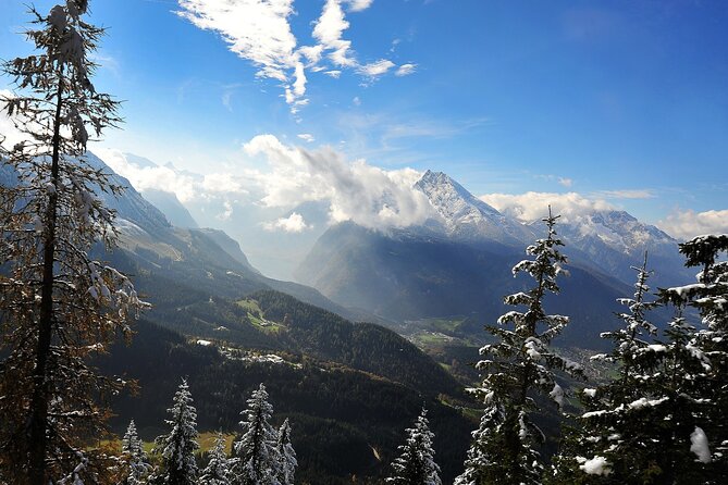 Private Driver From Salzburg to Munich, 3h Stop in Eagles Nest - Meeting and Pickup