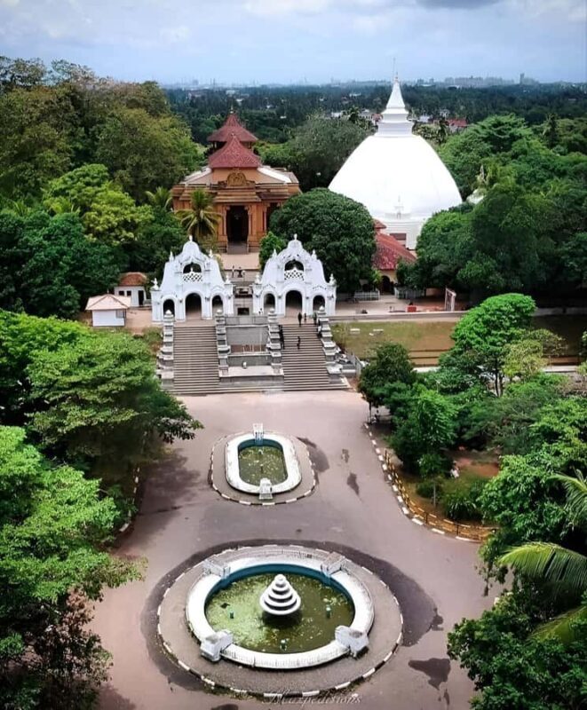 Private Driver: Kelaniya Temple & River View Scenic Ride - An In-Depth Look at the Kelaniya Temple & River Scenic Ride