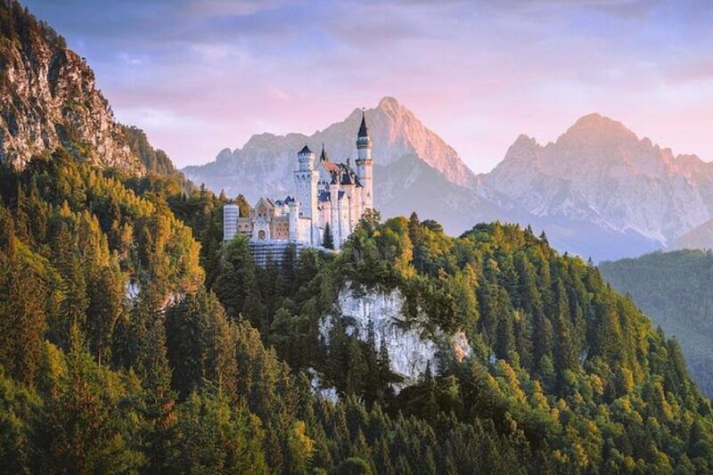 Private driver: Munich to Neuschwanstein & Landsberg am Lech - The Experience Through Others’ Eyes
