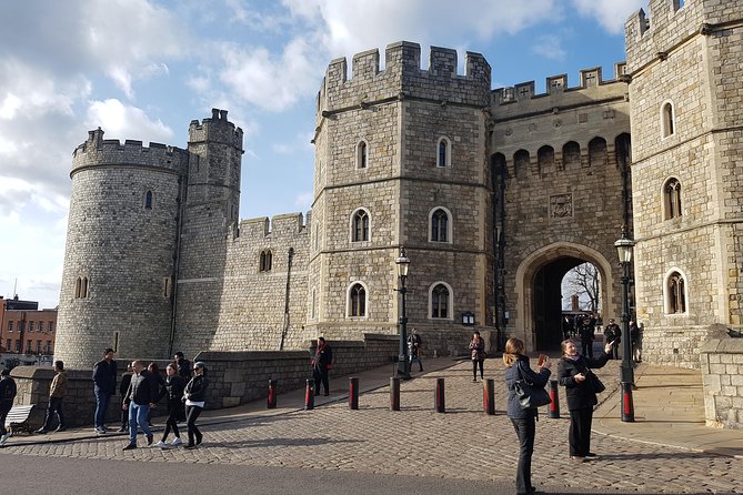 Private Driver to Visit London, Windsor, Bath, Stonehenge or Oxford - Directions