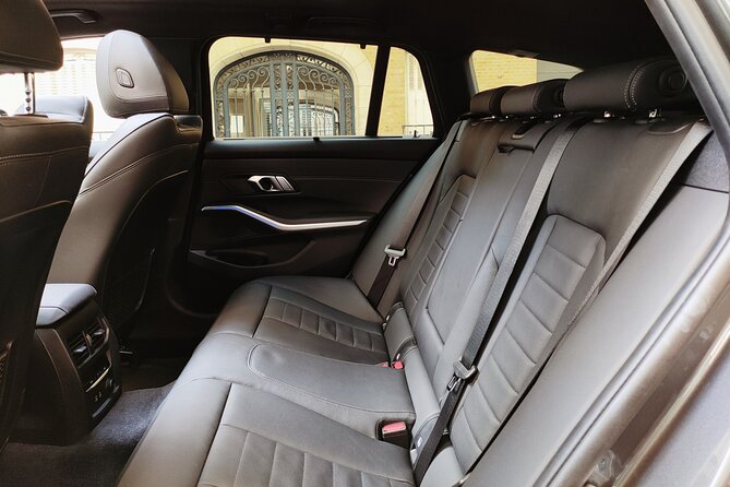 Private Driver Transfers Roissy CDG Airport and Paris - Flexible Pickup and Drop-off Locations