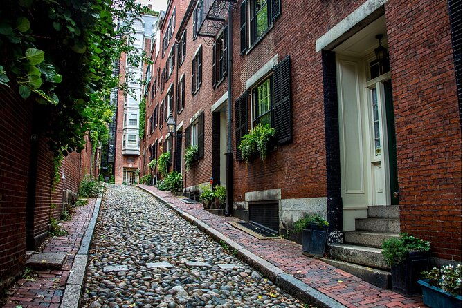 Private driving tour of Boston groups of 5-6 - Why Choose This Boston Private Driving Tour?