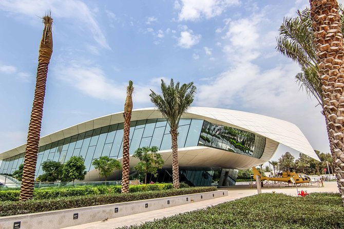 Private Dubai Historical Tour With Lunch Specialized Guide - Dress Code and Precautions