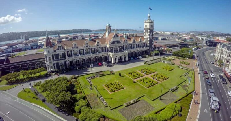 Private Dunedin City Highlights and Otago Peninsula Day Tour - FAQ