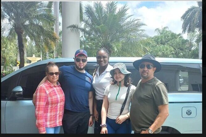 Private Dunn's River and Blue Hole Experience from Montego Bay - Exploring the Highlights of the Tour