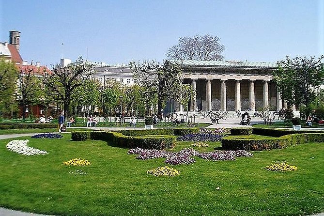 Private Easter Markets Walking Tour in Vienna - Cancellation Policy